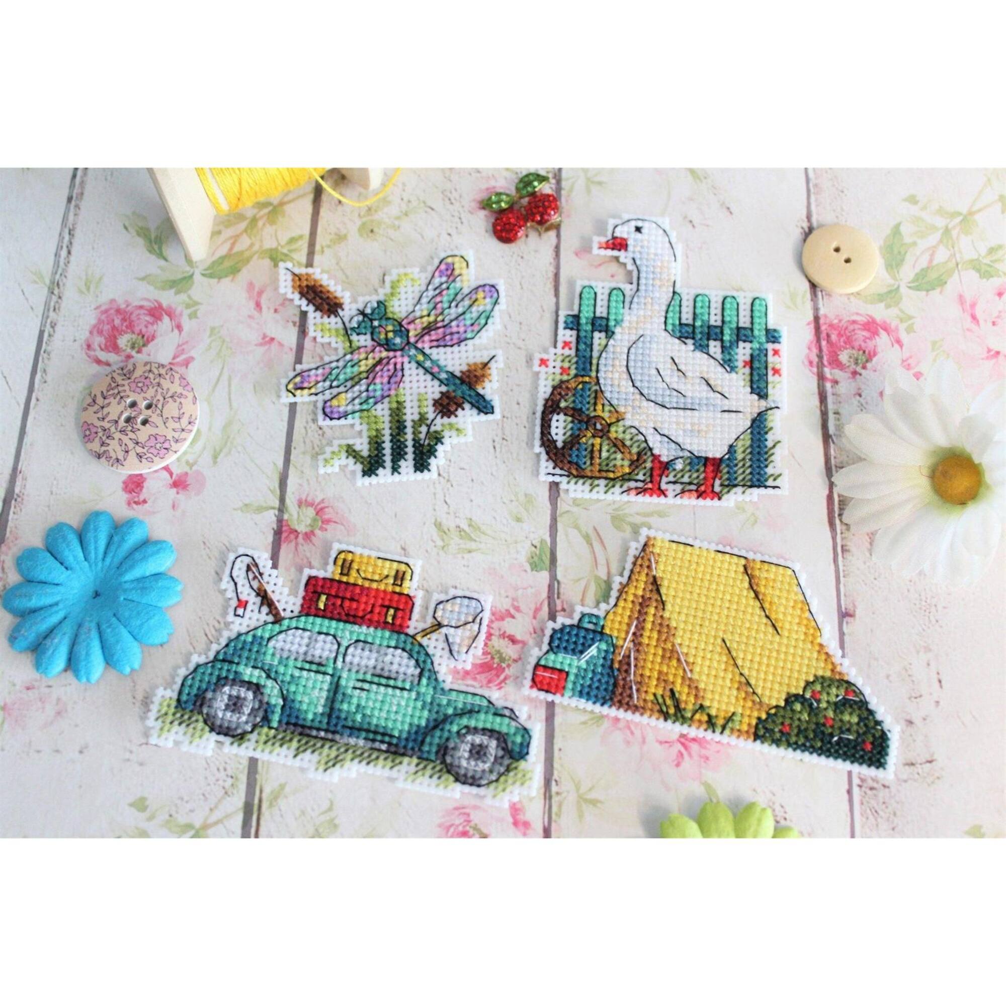 MP Studia Summer Magnets Plastic Canvas Counted Cross Stitch Kit